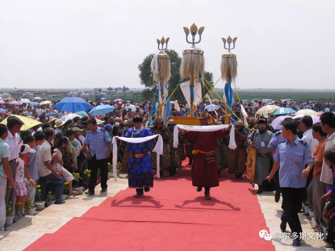 察干苏力德祭.